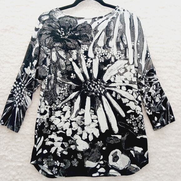Tunic T-Shirt Size S Black White Daisy Artsy Whimsycore Minimal Soft Grunge Goth - Picture 2 of 10